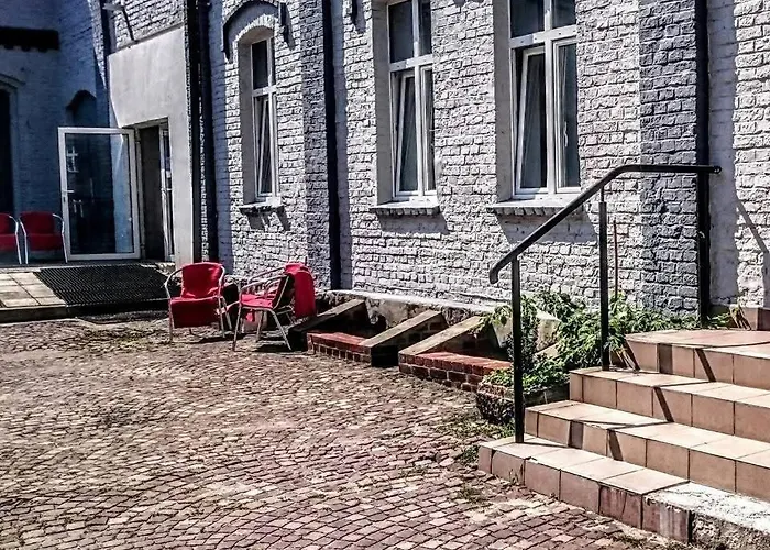 Kamienna Centrum Albergue *