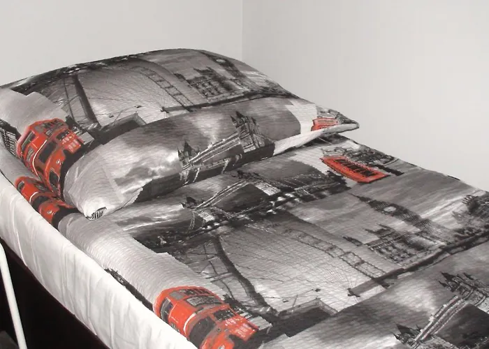 Kamienna Centrum Hostal *